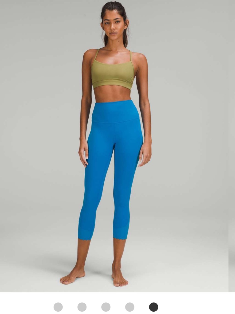 Women's Align Scalloped HWomen's Align Scalloped Hem High-Rise Crop 23" Leggings
